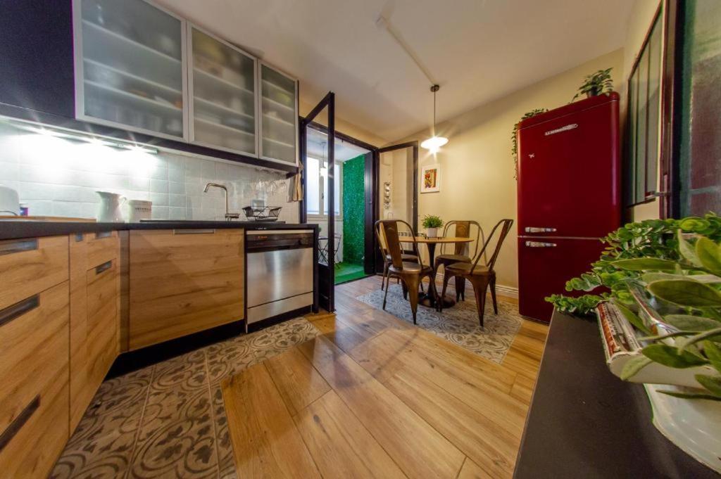 Retromirabeau - Chambre Suite & Appartements De Charme - Localisation Premium Narbonne Eksteriør billede